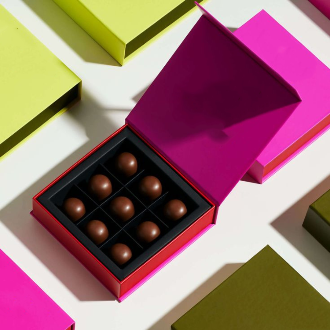 Luxury Gold Cardboard Packaging Boxes for Christmas Sweets Candy