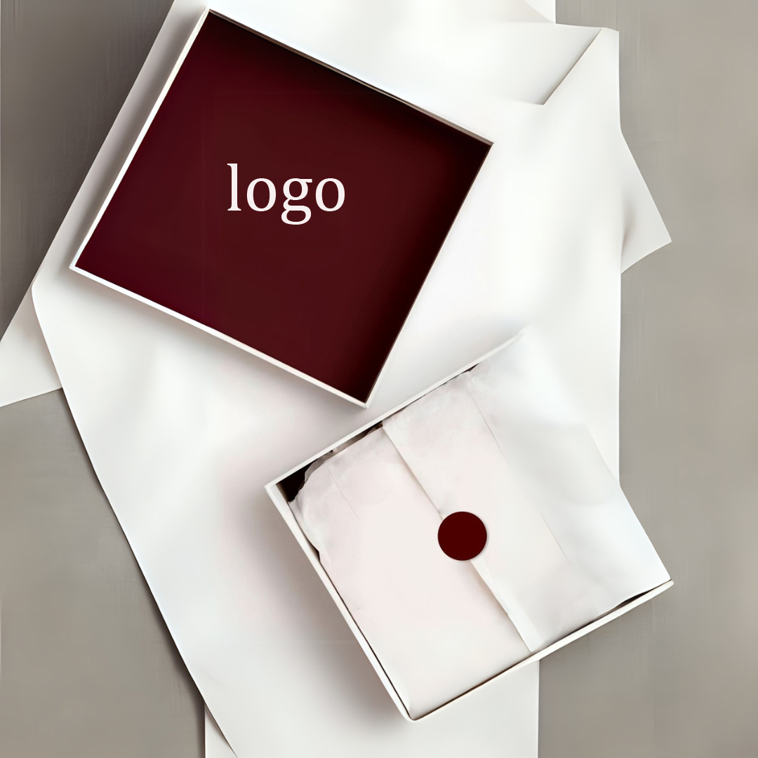 Luxury Rigid Cardboard Apparel Gift Box with Magnetic Closure