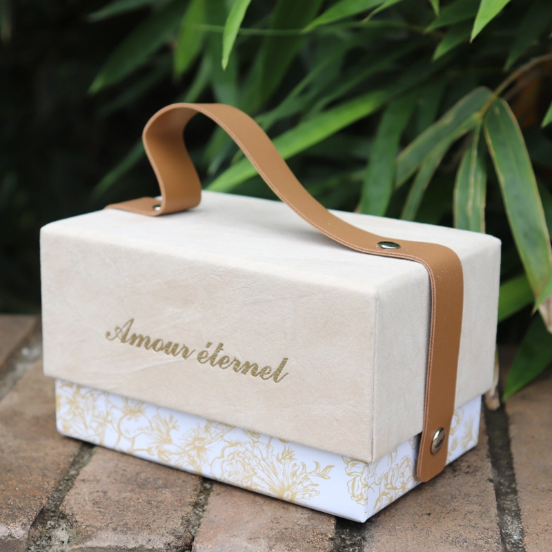 Christmas Wedding Custom Rigid Gift Box with PU Handles