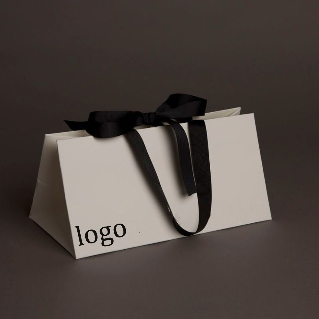High-end Luxury Triangle Paper Bag with Ribbon