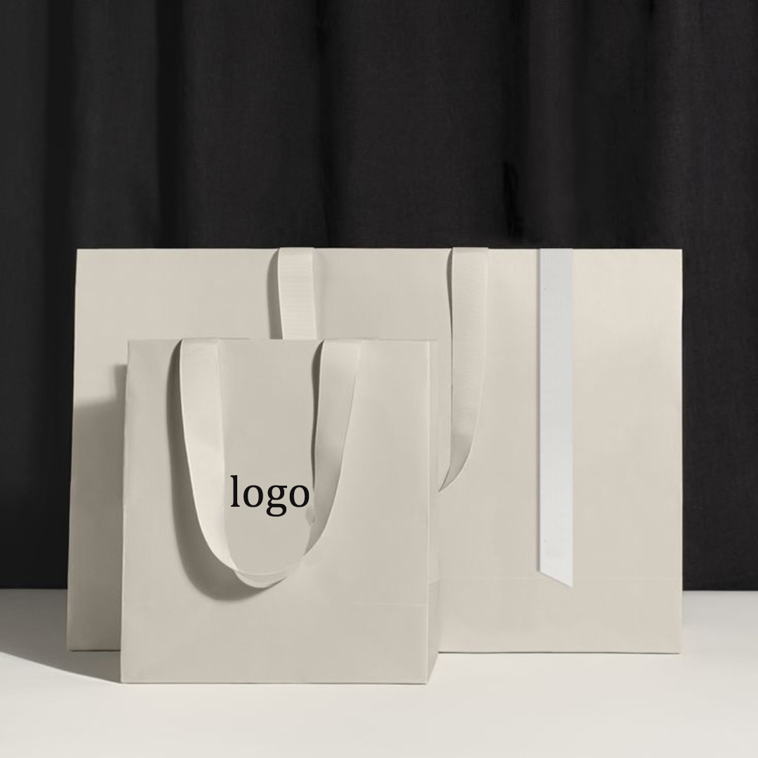 High-end Luxury Triangle Paper Bag with Ribbon