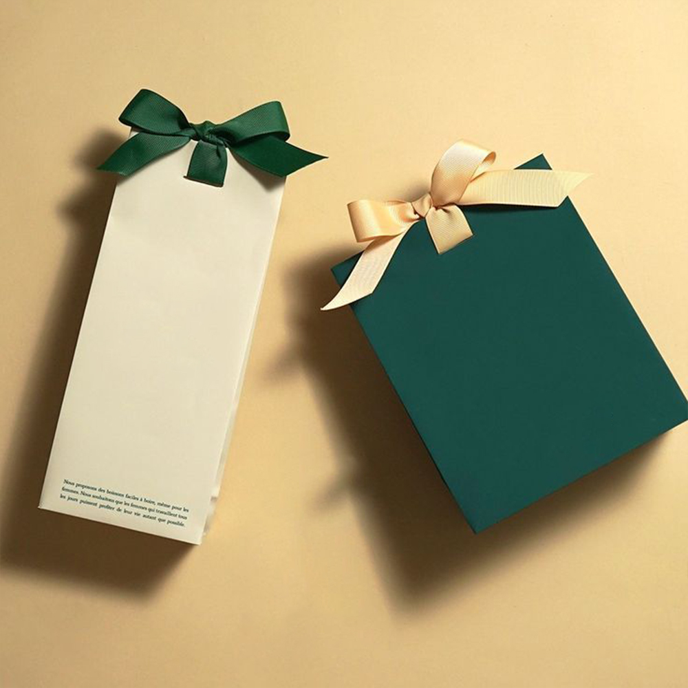 Custom Printed Cosmetic Packaging Bags With Aluminum Foil Logo